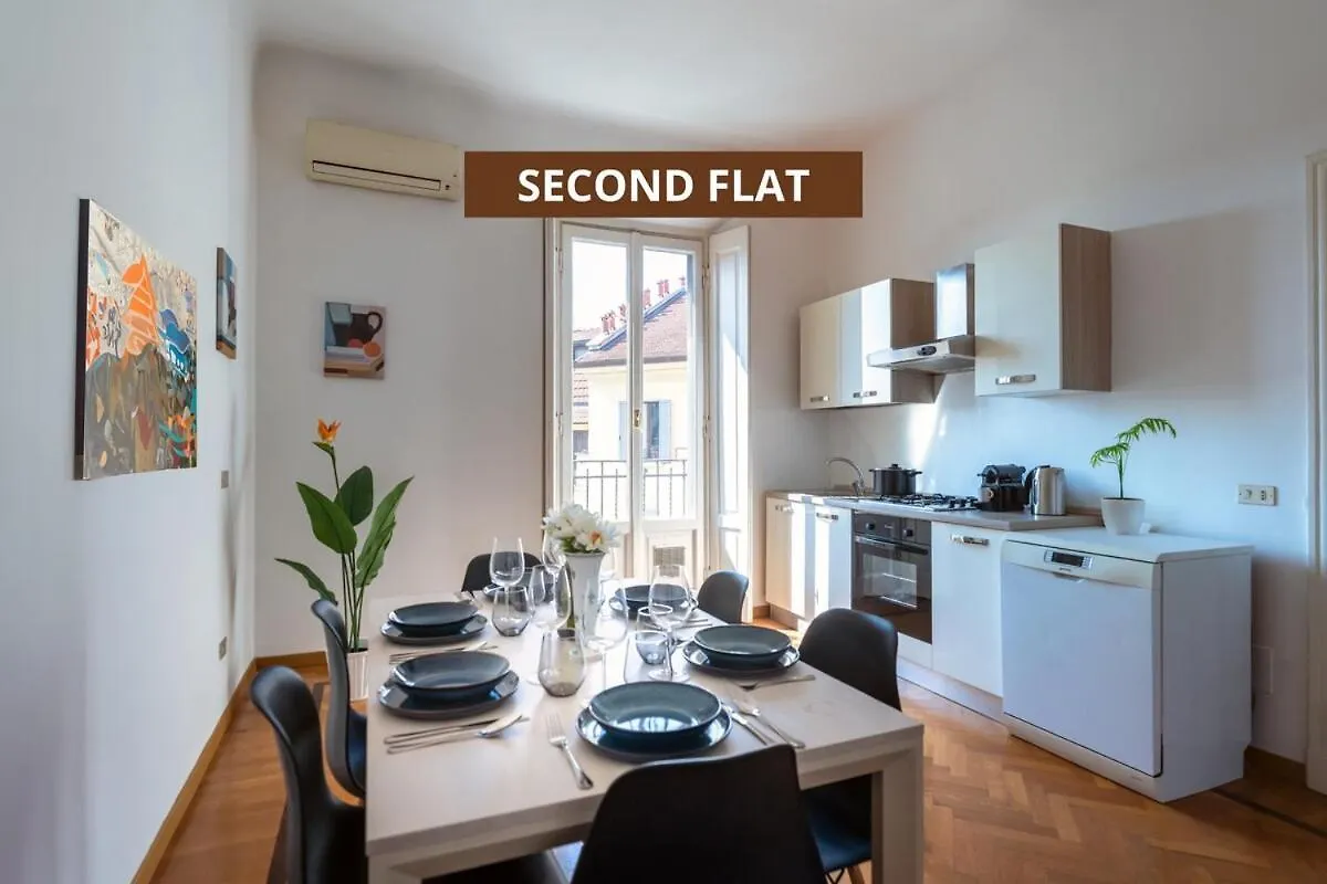 Duomo-Linate - Two Independent Flats Daire Milano 0*,  İtalya